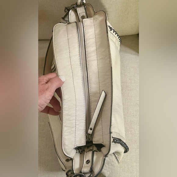 💋Jessica Simpson Studded shoulder Bag, purse, handbag, tote, hobo in Ivory - Picture 10 of 16